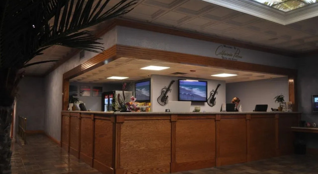 California Palms Hotel & Suites, Prenota Hotel Hotel a Austintown con parcheggio, Parcheggio