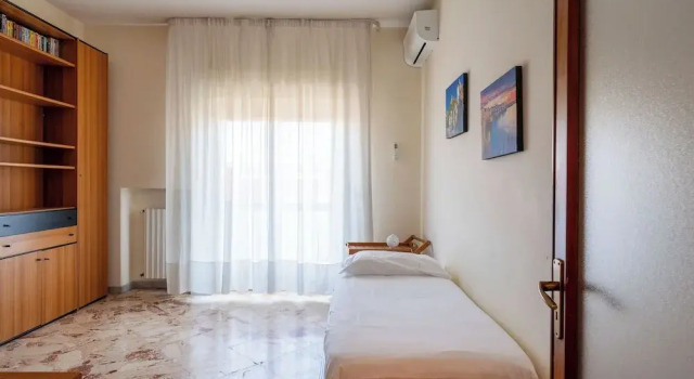 Appartamento Aurora by Wonderful Italy, Забронировать Апартаменты/квартира Отели в центре Бари, в центре