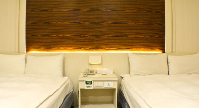 Кровать в общем номере Duke Business Hotel