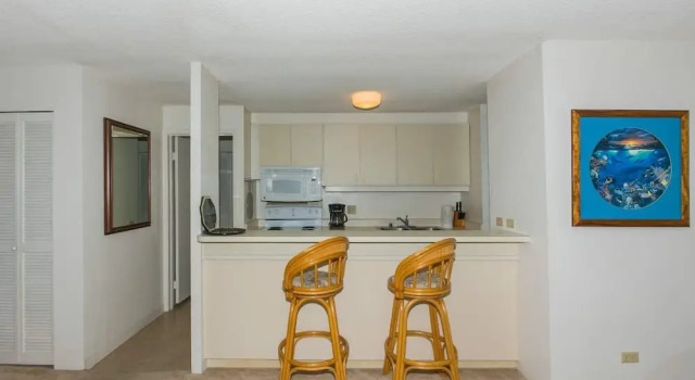 Discovery Bay 4012 1 Bedroom Condo