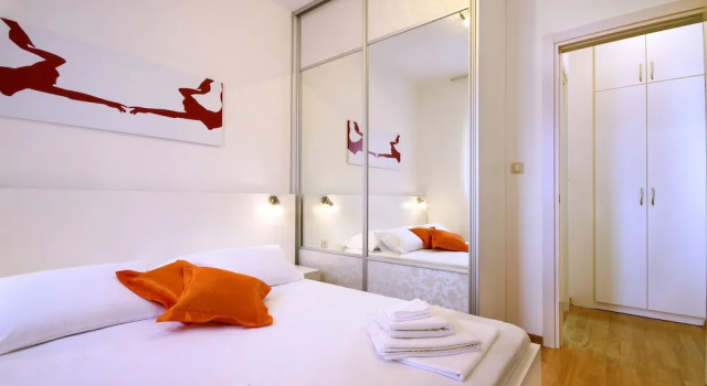 Семейные апартаменты c 1 комнатой с балконом и с частичным видом на море Villa Lara Budva