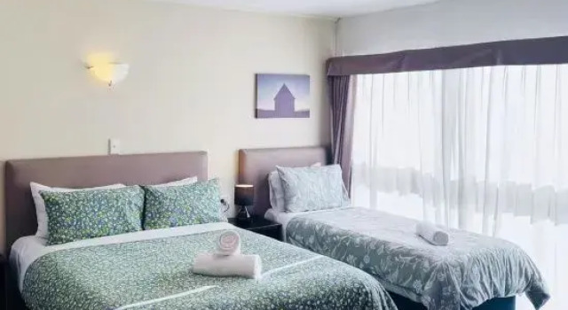 Merivale Court Large Studio-Unit 3, Забронировать Отель Merivale 