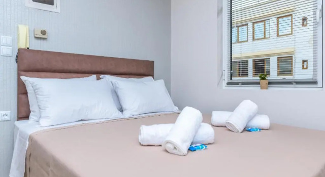 Sergios Apartments 4, Забронировать Апартаменты/квартира Отели Александруполиса с парковкой, рядом с Муниципальный парк "Эгнатия', Парковка