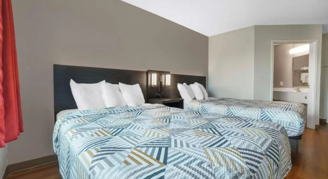 Четырёхместный номер Deluxe Motel 6-Montgomery, AL - Airport