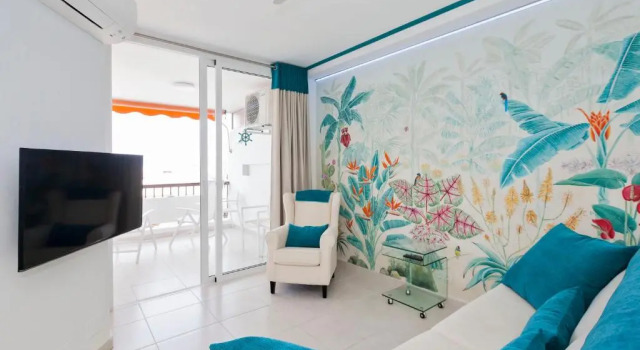 First line sea, luxury penthouse, sea and sunset view Vivenda Vacational Guayero 618, Prenota Hotel Hotel a Tenerife con piscina, Piscina