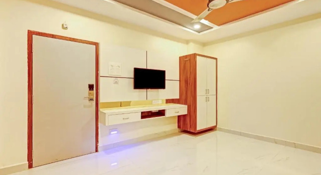 Номер Premium Itsy Hotels Sri Sai Grand Inn Near MG Road & PVP Mall