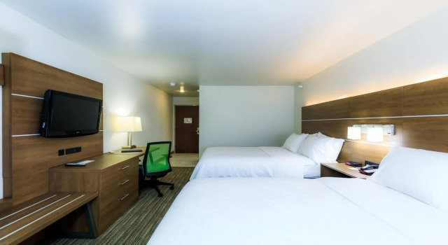 Holiday Inn Express Osage Beach - Lake of the Ozarks by IHG, Забронировать Отель Осейдж-Бич Lake of the Ozarks