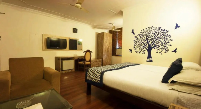 Номер Deluxe Golden Leaf Hotel