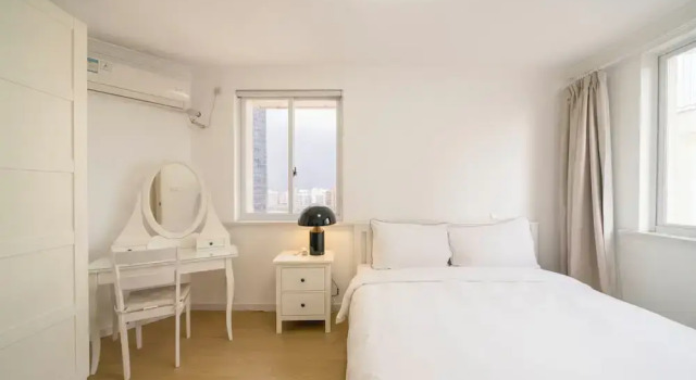 Tyms Xujiahui Premium 3BR 2BA APT, Varaa Bed and Breakfast Xuhui 