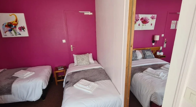 Четырёхместный номер Comfort Le 120 - Groupe Logis Hotels - Ex Auberge la Terrasse