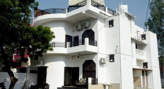 mallapur guest house and marriage lawn