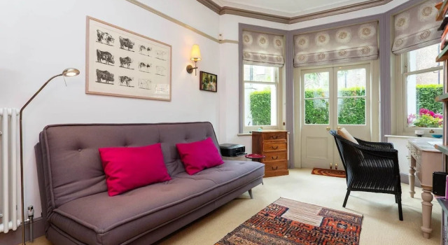 Veeve - Highbury Crescent, Забронировать Отель Ислингтон Лондон, рядом с Картезианский монастырь