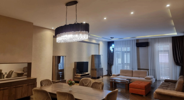 Exclusive Apartments, Prenota Appartamento Baku Azerbaigian, vicino a Piazza della Libertà