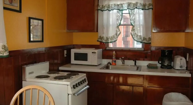 Четырёхместный коттедж Premium с 2 комнатами Channel Watefront Cottages