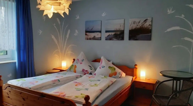 Sunny Holiday Apartment at the Forest Büdnerreihe