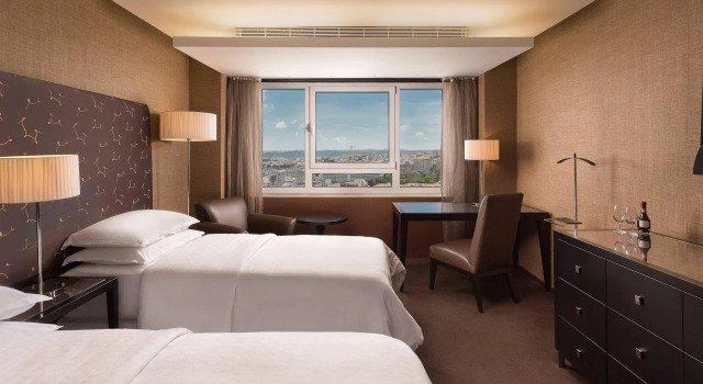Двухместный номер Deluxe с видом на город Sheraton Lisboa Hotel & Spa