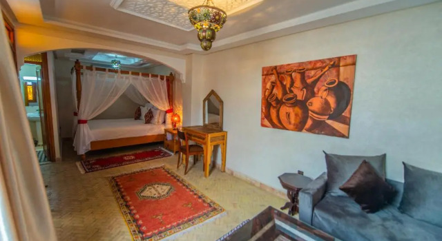 Студия Riad Zahri