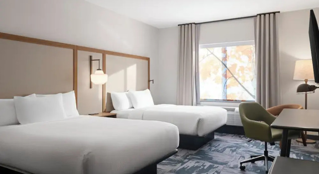 Четырёхместный номер Standard Fairfield By Marriott Inn & Suites Corbin