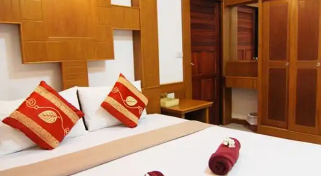 Двухместный номер Standard с балконом и с видом на сад Nature Beach Resort, Koh Lanta