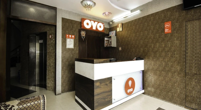 Hotel Galaxy Palace By OYO Rooms, Забронировать Отель Отели штата Раджастхана с парковкой, Парковка