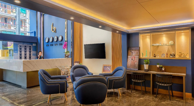 Hotel Balmi, Забронировать Отель Отели в центре Янгон, в центре, Парковка