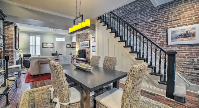 Pittsburgh Vacation Rental in Lawrenceville!, Varaa Lomakoti Mökit kohteessa Pittsburgh, Mökki
