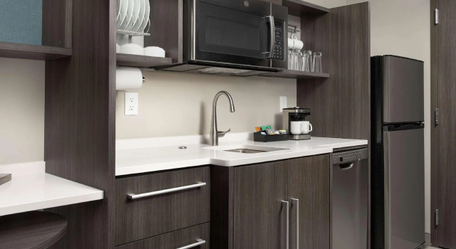 Двухместный люкс Home2 Suites by Hilton Denver Central Park