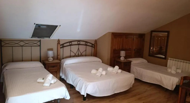 Hotel Rural La Casa de Irene, Забронировать Отель Лубьян 