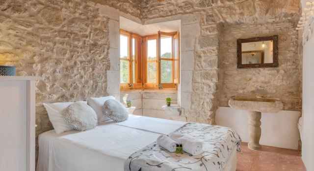 Flateli Diana, Rezervovat Hotel Sant Jordi Desvalls Gironès