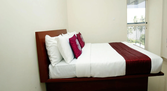 OYO Flagship 10051 Hotel Tyche Stays