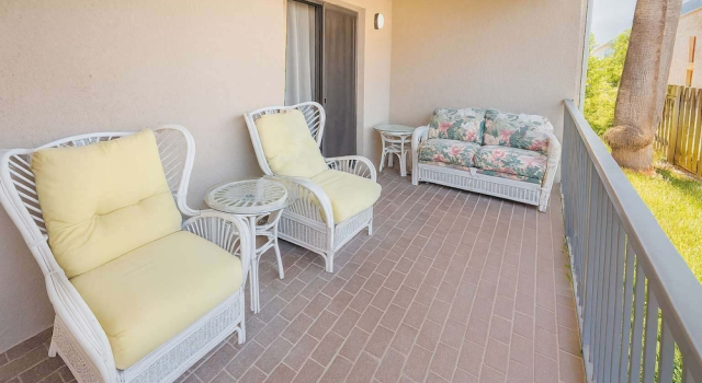 Апартаменты с 2 комнатами 250 Paces To Beach Pool 1st Floor 2 Bedroom Condo