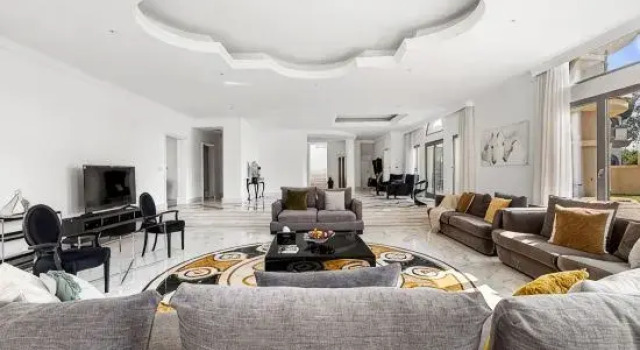 Luxury 5BR plus Maid Private Villa with Direct Beach Access, Забронировать Вилла Коттеджи Дубая, Коттедж