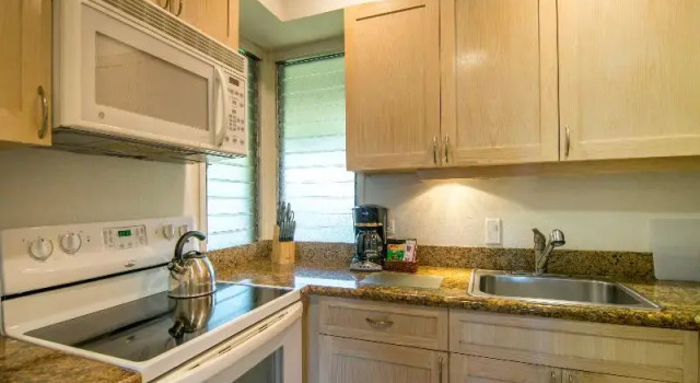 Двухместный номер Standard c 1 комнатой с балконом и с видом на сад Kaanapali Maui at the Eldorado by OUTRIGGER - Select Your Unit