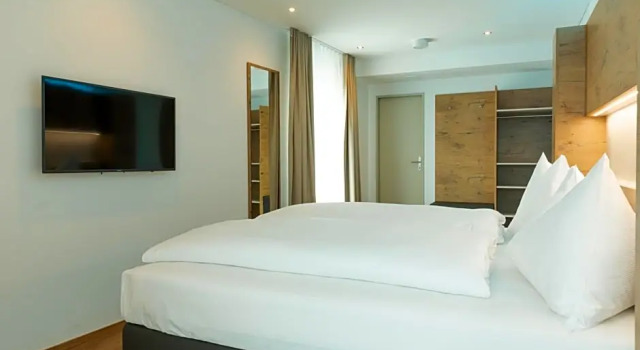 Номер Deluxe TRIP INN JET HOTEL Zürich Airport