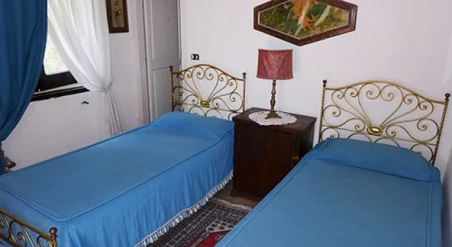 House Falcesca Buccino, Prenota Hotel Buccino Campania