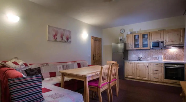 Апартаменты Guest House Privat Pod Lesom