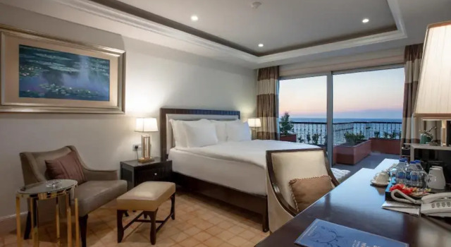 Полулюкс с балконом Отель Liman Hotel & Casino By Merit (Adults +25 Only)