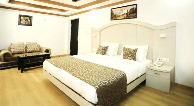 Crown Plaza Residency, Забронировать Отель СПА-отели Jammu & Kashmir Ski, SPA-услуги