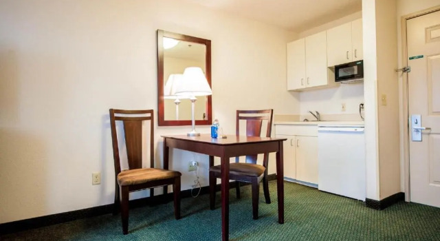 Номер Standard Greystone Inn & Suites