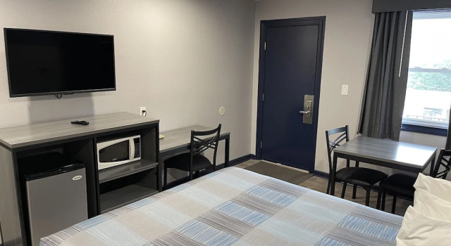 Двухместный номер Standard с балконом Golden Hill Inn-Danbury