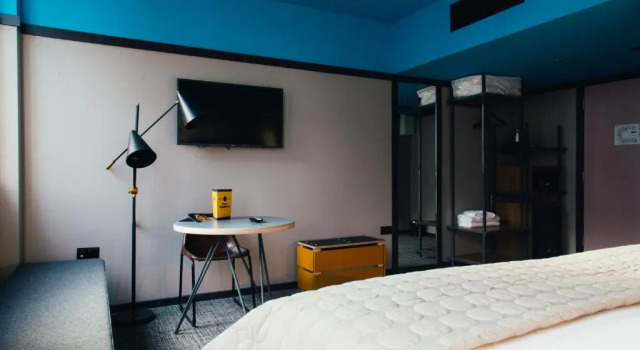 Трёхместный номер Comfort Bullitt Hotel