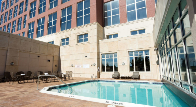 Drury Plaza Hotel Nashville Franklin, Prenota Hotel Hotel a Tennessee con parcheggio, Parcheggio