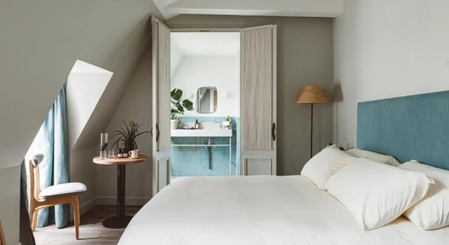 Люкс HOY Paris - Yoga Hotel