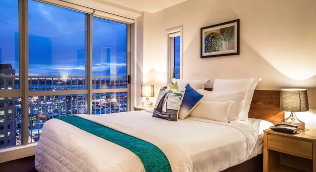 Люкс с балконом Barclay Suites