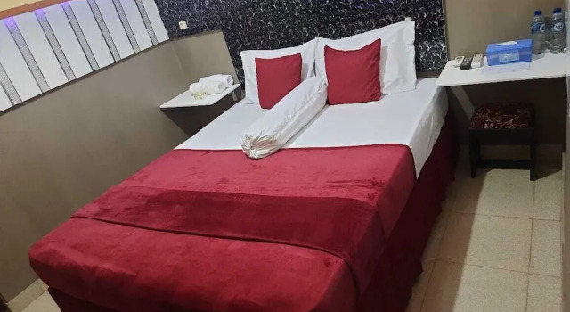 Business Zimmer Puri Made 2 Homestay