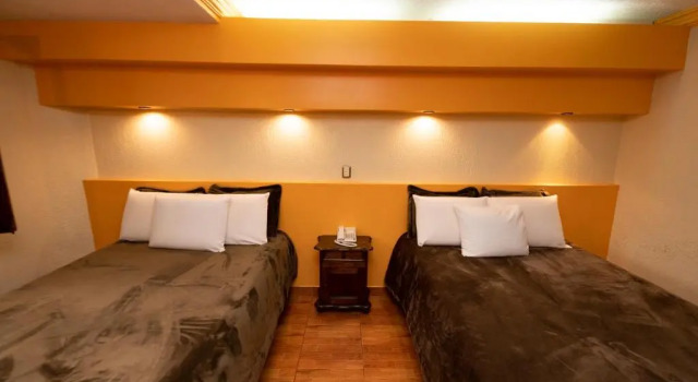 Четырёхместный номер Standard Gran Hotel El Encanto