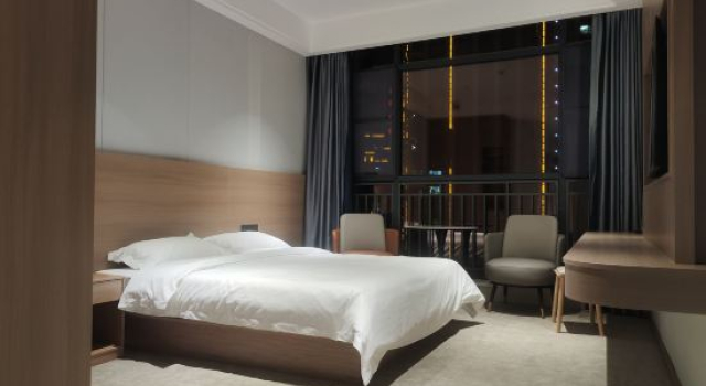 Zhushan Taohuayuan Hotel, Prenota Hotel Hotel a Hubei con parcheggio, Parcheggio