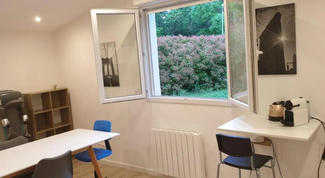 Adorable Studio 25m² Tres Calme Avec Parking (Adults Only)