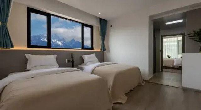 Люкс Longstay Luming Lodge · Oriental Aesthetics | Sky Garden & Snow Mountain Panorama Boutique Retreat