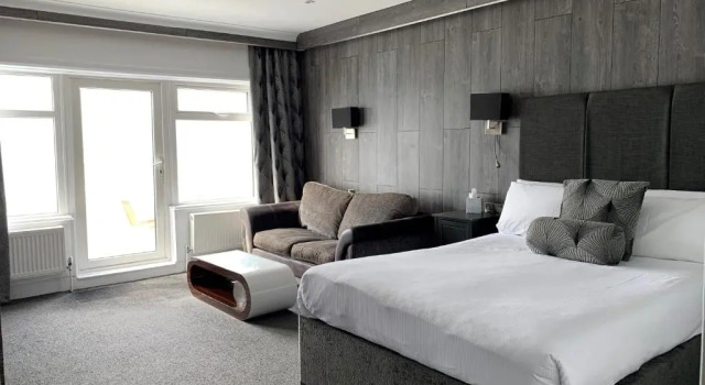 Семейный номер Standard с видом на море Cumberland Hotel - OCEANA COLLECTION